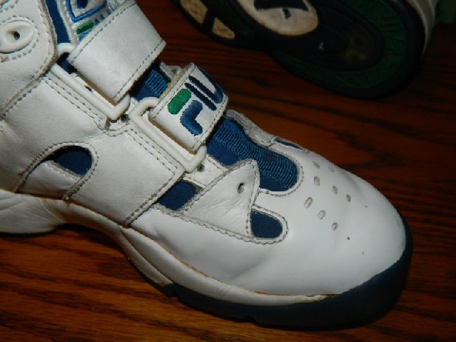 1990's fila basketball shoes